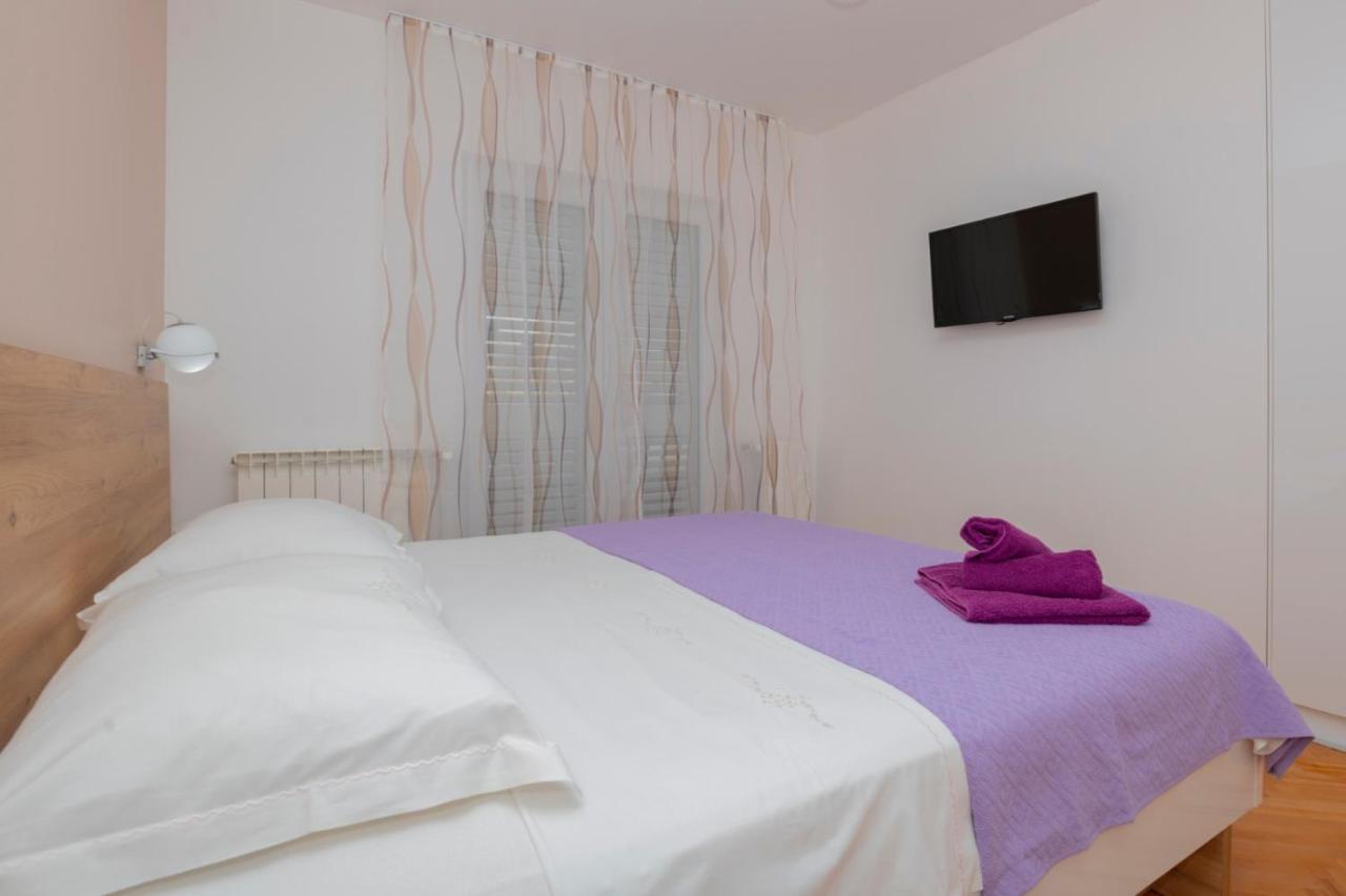 Apartments Radeljic Podstrana Bagian luar foto