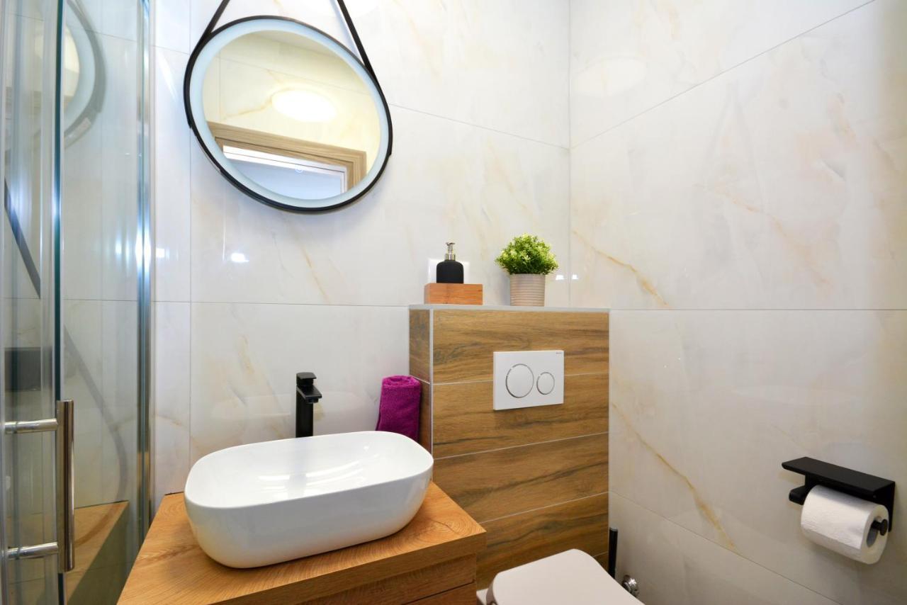 Apartments Radeljic Podstrana Bagian luar foto