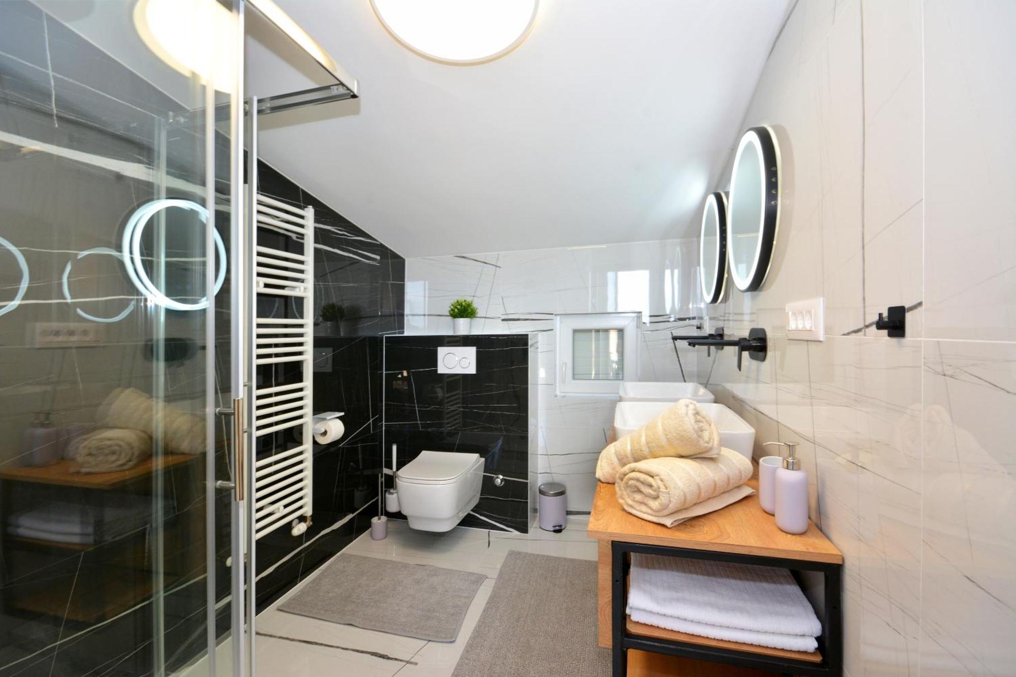 Apartments Radeljic Podstrana Bagian luar foto