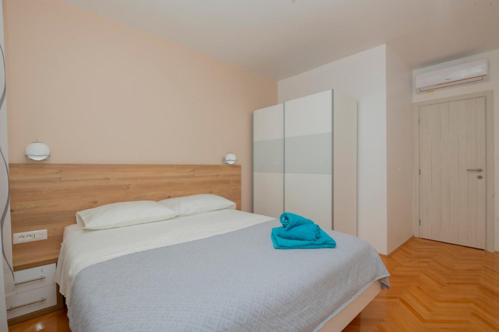 Apartments Radeljic Podstrana Ruang foto